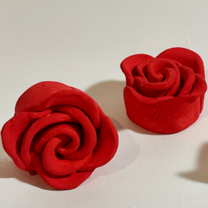 Τριαντάφυλλο από πηλό